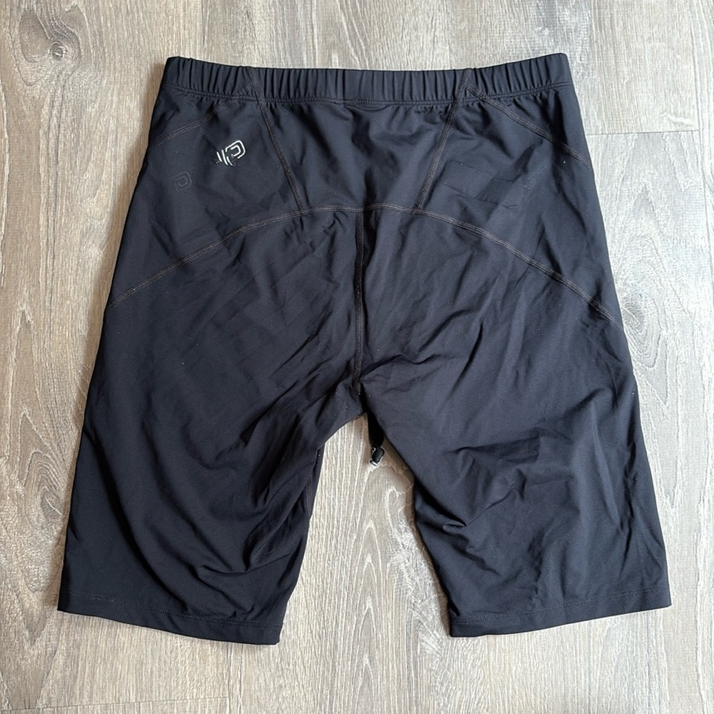 DFND Recovery Compression Shorts - Picture 2 of 4
